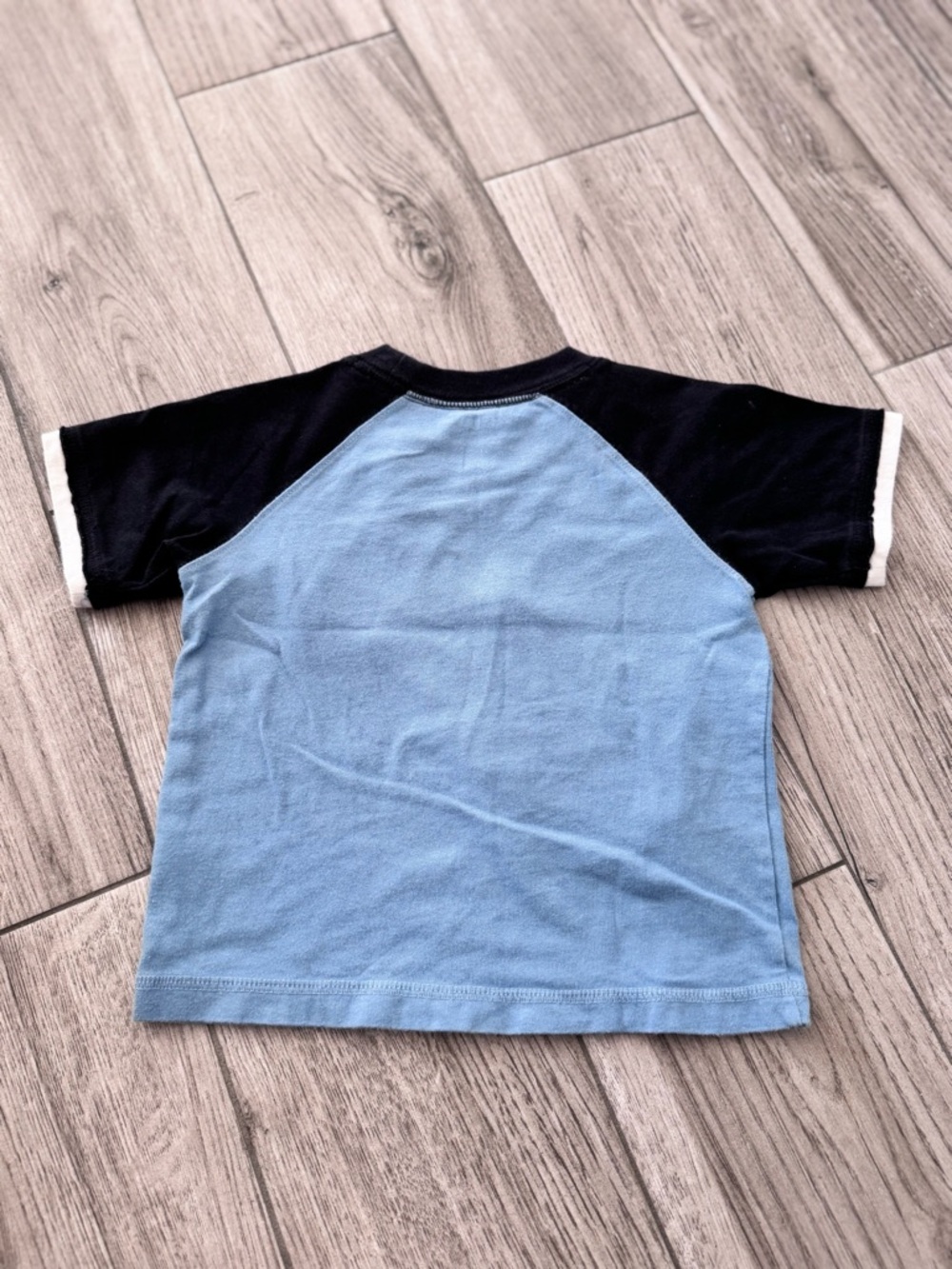 3 Pieces! Gymboree Skateboard T-Shirts Red Shorts Set Boy Size 18-24 month - Picture 9 of 14